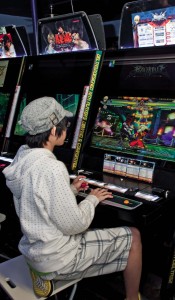 Throwing down on a fighting game at Arcade UFO (2)